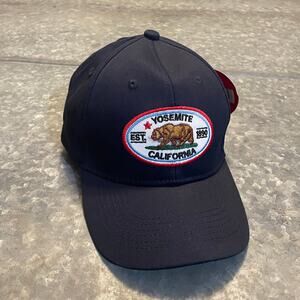 NWT Yosemite National Park Embroidered Patch Cotton Hat Cap Blue Vintage Y2K